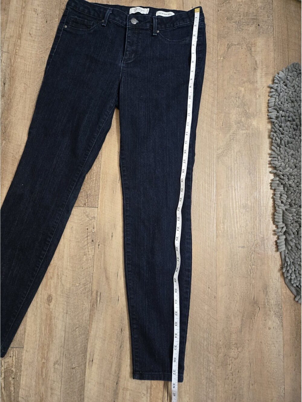 Jessica Simpson Kiss Me Super Skinny Jeans Womens Size 10 / 30 Dark Wash Stretch - Picture 14 of 15